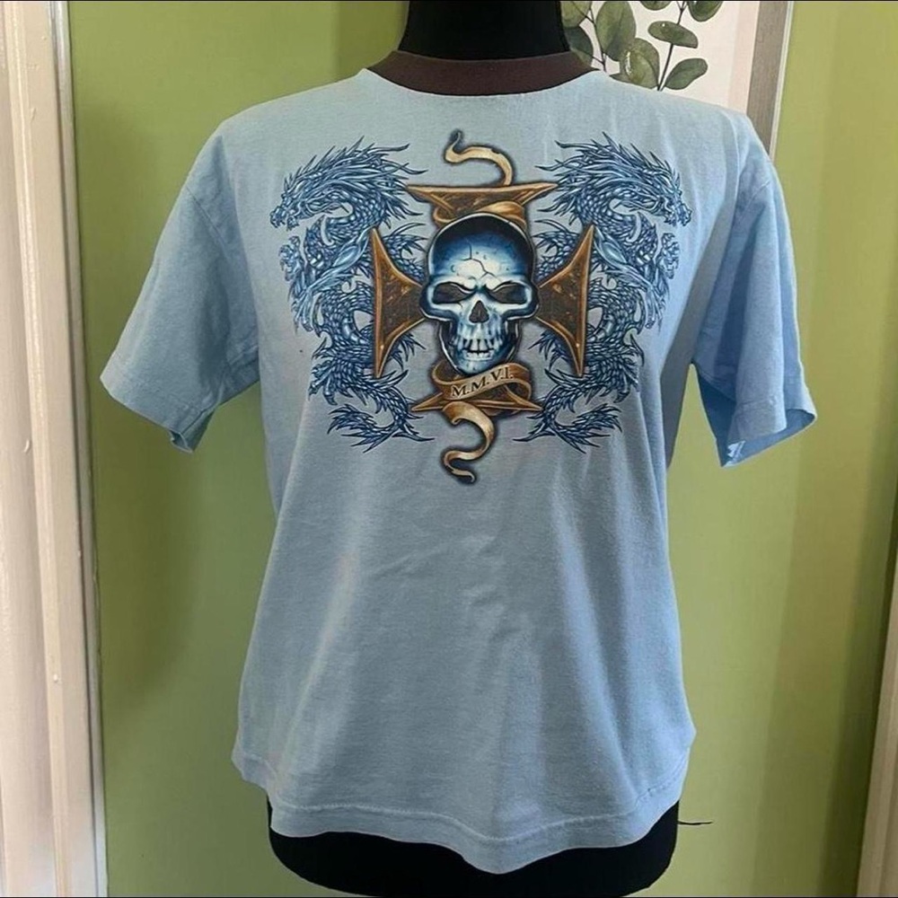 Y2K light baby blue cyber goth grunge skull cross dragon graphic kid tshirt READ